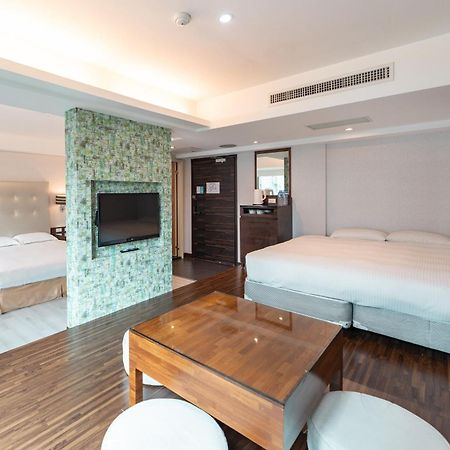 觀海樓海景大飯店 Hotel Cloud Riverside Tamsui Extérieur photo