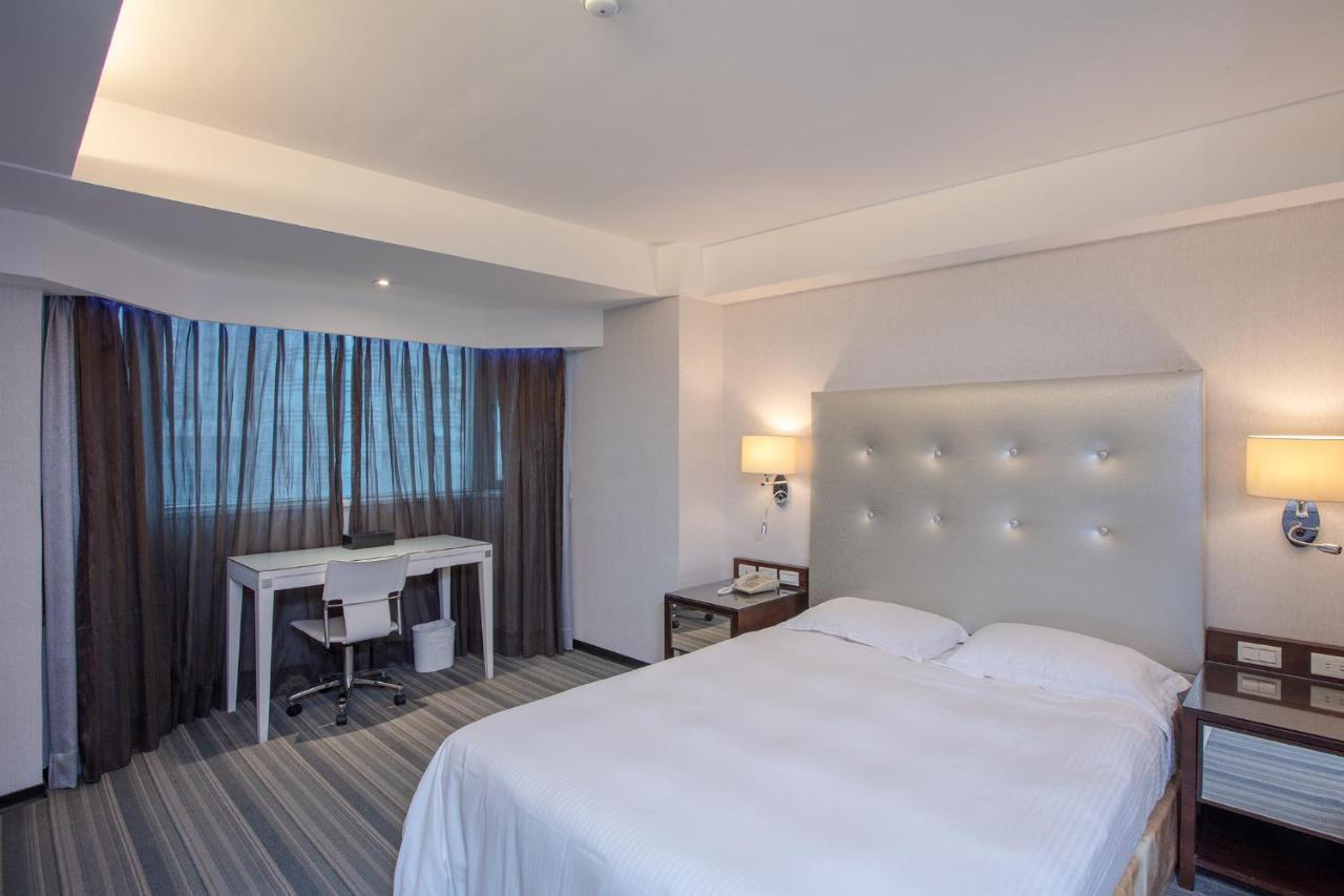 觀海樓海景大飯店 Hotel Cloud Riverside Tamsui Extérieur photo