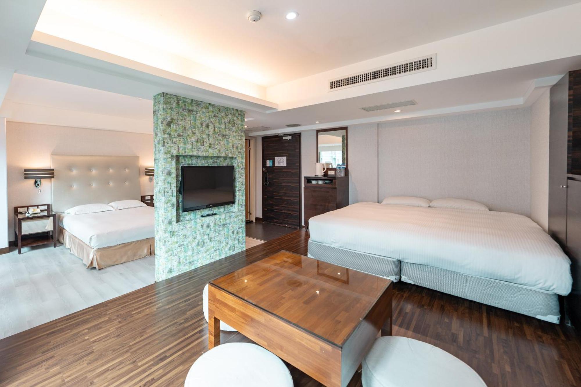 觀海樓海景大飯店 Hotel Cloud Riverside Tamsui Extérieur photo