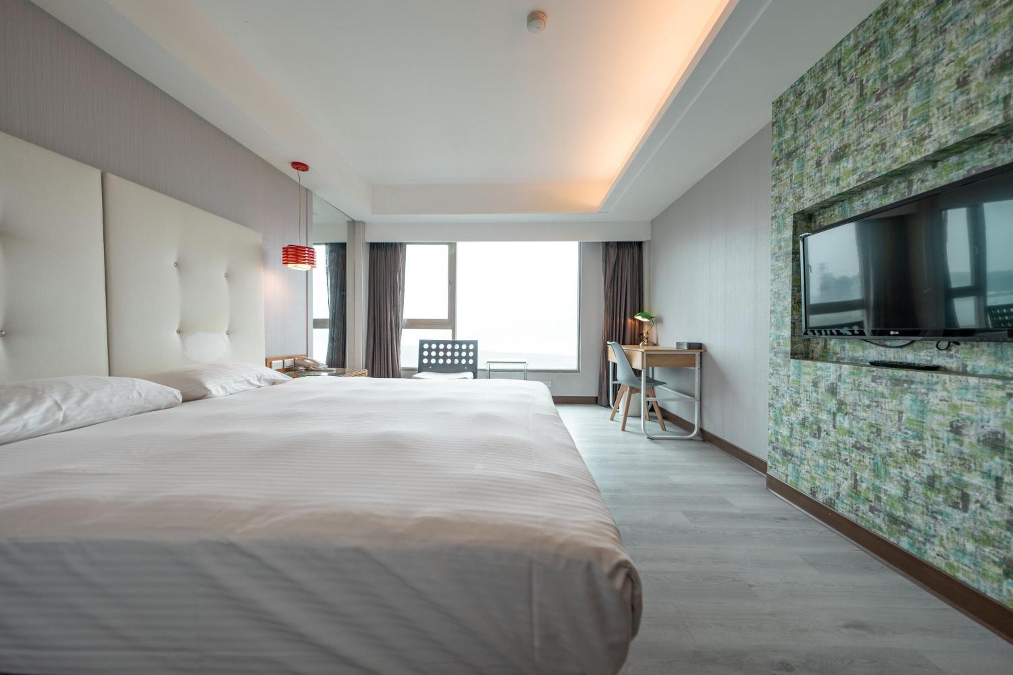 觀海樓海景大飯店 Hotel Cloud Riverside Tamsui Extérieur photo