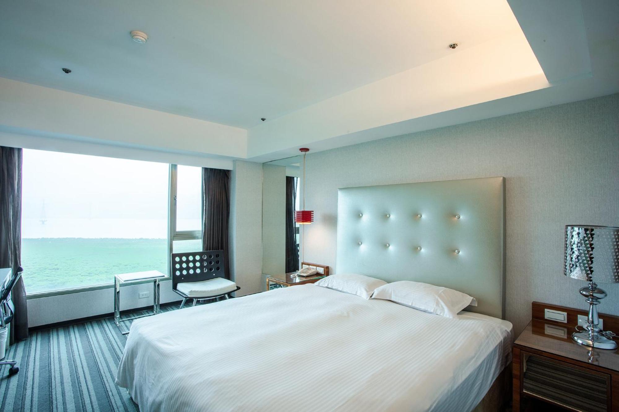 觀海樓海景大飯店 Hotel Cloud Riverside Tamsui Extérieur photo